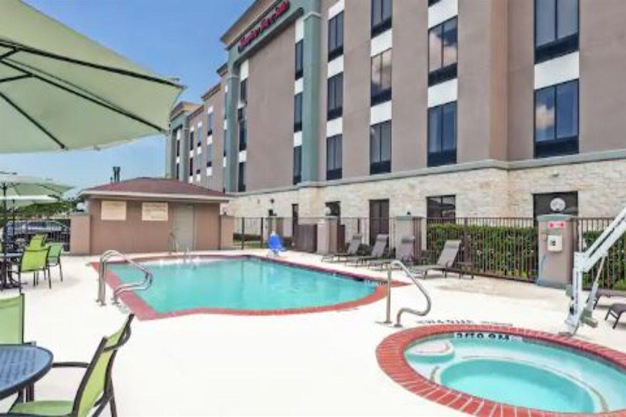 Hampton Inn & Suites Houston/League City Exterior foto